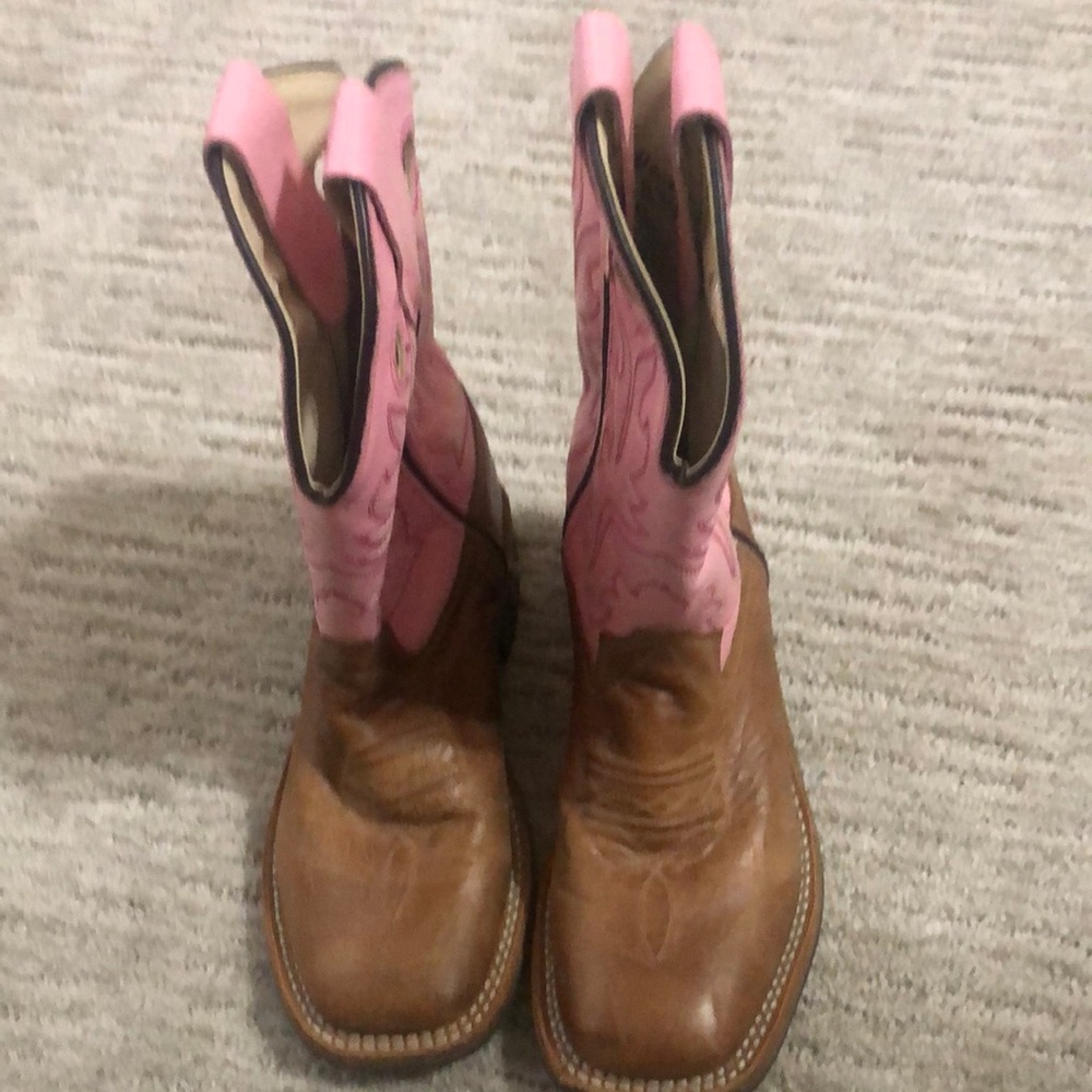 Girls cowboy boot Excellent Condition!